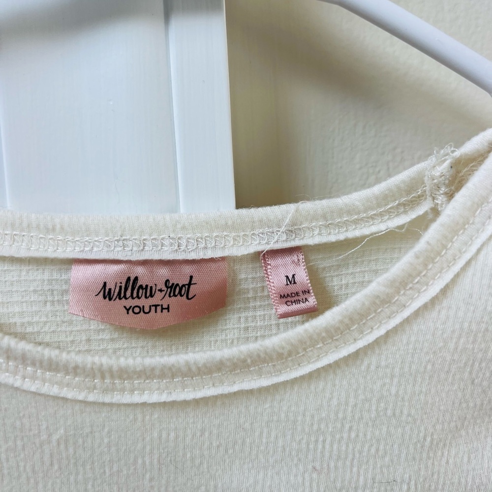 Willow Ivory teen Tee with Lace Detail - Picture 3 of 4